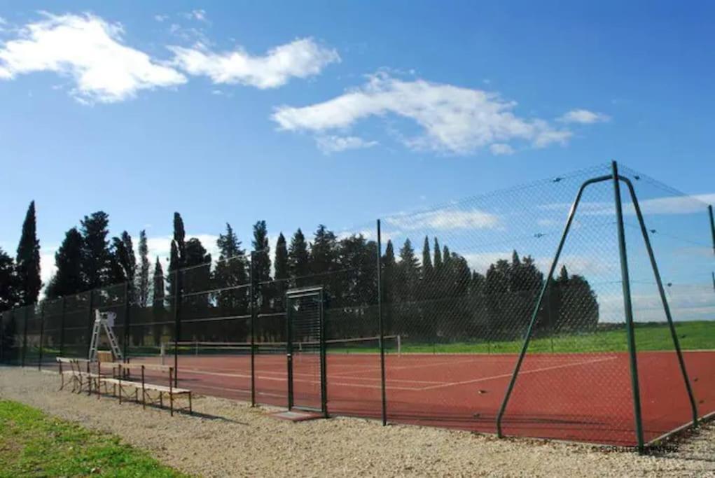 Tres Belle Rotonde Deco Boheme, Tennis, Parking Nîmes Exterior photo